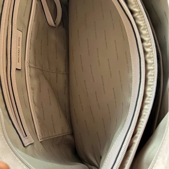 Micheal Kors tote Bag